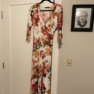 Maxi 3/4 sleeve Floral Printed Dress - XL